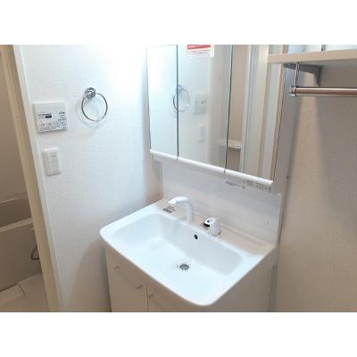 グラン　トレゾール　ファースト 201【管理NO：1-025574001-02010】 ★家具家電は申し込み後に搬入します 2026年08月上旬入居可能の物件写真6