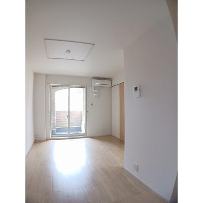 ルアーナ山城 101【管理NO：1-019806601-01010】 ★家具家電は申し込み後に搬入します 2026年08月中旬入居可能の物件写真2