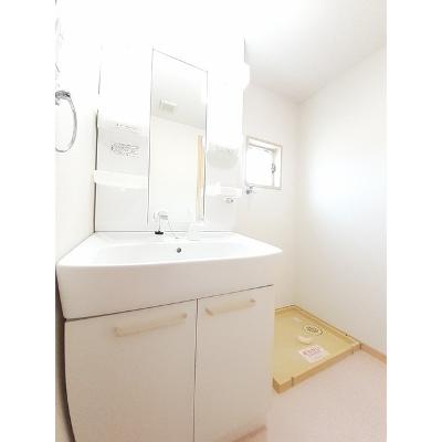 メゾン花梨Ⅱ 103【管理NO：1-003422001-01030】 ★家具家電は申し込み後に搬入します★の物件写真6