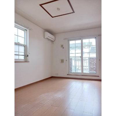 フレッチェＣ 205【管理NO：1-014871303-02040】 ★家具家電は申し込み後に搬入します★の物件写真2
