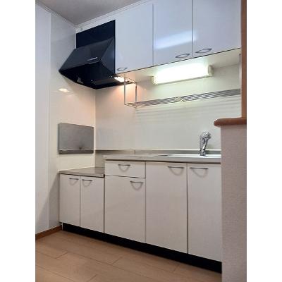 フレッチェＣ 205【管理NO：1-014871303-02040】 ★家具家電は申し込み後に搬入します★の物件写真3