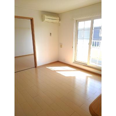 シルバーベル 201【管理NO：1-014258201-02010】 ★家具家電は申し込み後に搬入します★ ★2026年09月中旬入居可能★の物件写真2