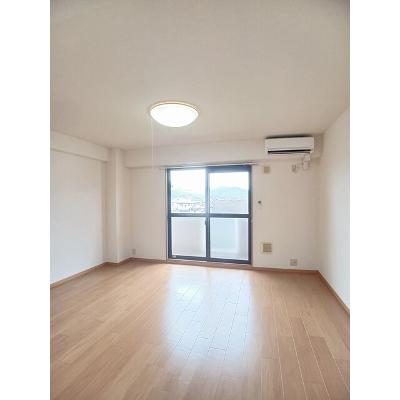 サンライズ 303【管理NO：1-012399601-03030】 ★家具家電は申し込み後に搬入します★の物件写真2