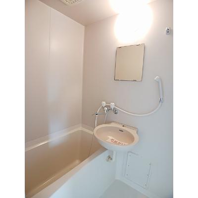 アーバンハイツＢ 201【管理NO：1-004155902-02010】 ★家具家電は申し込み後に搬入します★の物件写真4