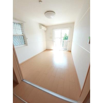 クレマチス 102【管理NO：1-016395201-01020】 ★家具家電は申し込み後に搬入します★ ★2026年08月下旬入居可能★の物件写真2