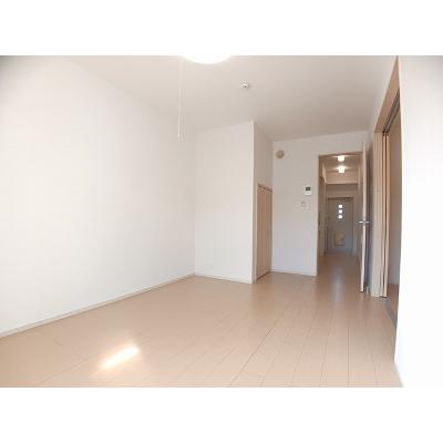 アメイジング　コート 103【管理NO：1-017960101-01030】 ★家具家電は申し込み後に搬入します★ ★2026年09月上旬入居可能★の物件写真2