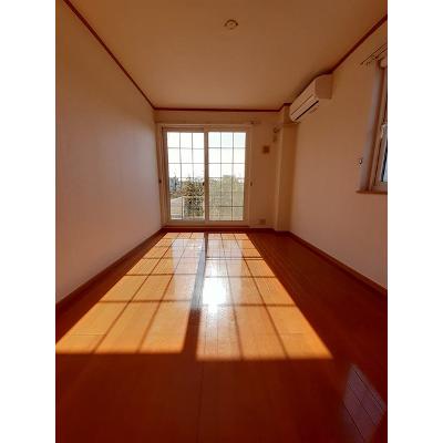 サンハイムＪ．Ｆ 101【管理NO：1-012735601-01010】 ★家具家電は申し込み後に搬入します★の物件写真2