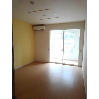 エス・フリーデ　Ⅰ 102【管理NO：1-018521901-01020】 ★家具家電は申し込み後に搬入します 2026年09月下旬入居可能の物件写真2