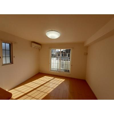 アルページュＡ 201【管理NO：1-017219101-02010】 ★家具家電は申し込み後に搬入します★の物件写真2