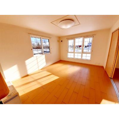 ベルブランⅠ 101【管理NO：1-016384601-01010】 ★家具家電は申し込み後に搬入します 2026年09月中旬入居可能の物件写真2