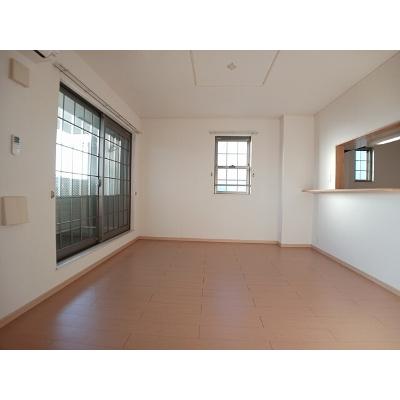 ヌーボーサウス 201【管理NO：1-015931801-02010】 ★家具家電は申し込み後に搬入します★ ★2026年09月上旬入居可能★の物件写真2