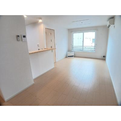 リリーベルⅡ 101【管理NO：1-017803401-01010】 ★家具家電は申し込み後に搬入します★の物件写真2