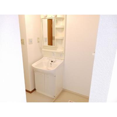ミドルコート 102【管理NO：1-011251701-01020】 ★家具家電は申し込み後に搬入します★の物件写真5