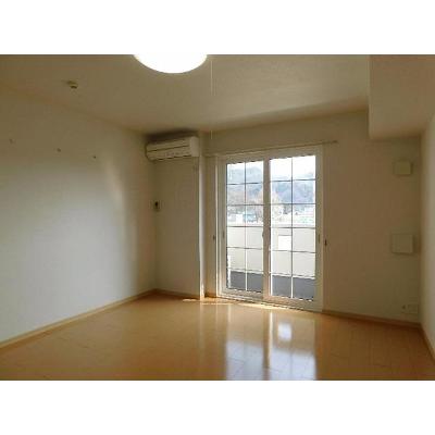 Ｍｏｏｎ　Ｂｒｉｄｇｅ３ 103【管理NO：1-015360703-01030】 ★家具家電は申し込み後に搬入します★ ★2026年09月中旬入居可能★の物件写真2