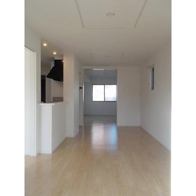 サウス　ウィンド　Ａ 102【管理NO：1-021323801-01020】 ★家具家電は申し込み後に搬入します★ ★2026年08月下旬入居可能★の物件写真2