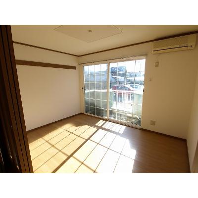 サン・キャピトル 102【管理NO：1-010409001-01020】 ★家具家電は申し込み後に搬入します 2026年08月上旬入居可能の物件写真2