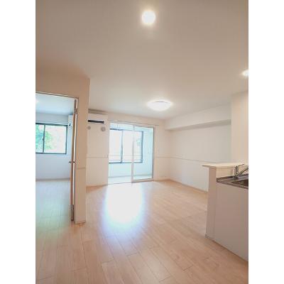ラ・ヴィ・カルムＢ 104【管理NO：1-025165201-01040】 ★家具家電は申し込み後に搬入します★の物件写真2