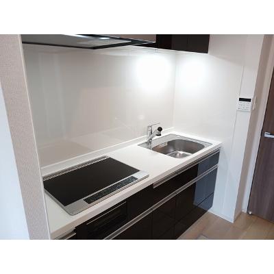 クルタ　ラプシ 105【管理NO：1-028090501-01050】 ★家具家電は申し込み後に搬入します★ ★2026年09月中旬入居可能★の物件写真3