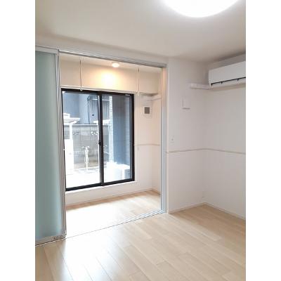 カーサフェリーチェ 103【管理NO：1-025998701-01030】 ★家具家電は申し込み後に搬入します★ ★2026年09月中旬入居可能★の物件写真2