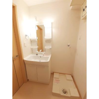 ヴィア　シエロ 203【管理NO：1-016536001-02030】 ★家具家電は申し込み後に搬入します★の物件写真6