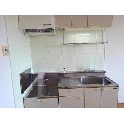 サンフラワーＡ 202【管理NO：1-007027401-02020】 ★家具家電は申し込み後に搬入します★ ★2026年09月中旬入居可能★の物件写真3