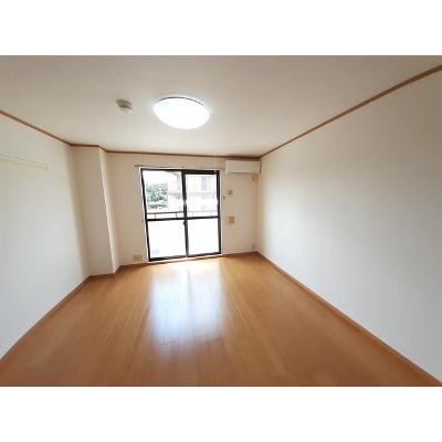 マルベリーⅡ 101【管理NO：1-013294702-01010】 ★家具家電は申し込み後に搬入します 2026年09月中旬入居可能の物件写真2