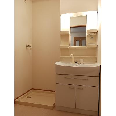 レステ　ベルグ 101【管理NO：1-014828901-01010】 ★家具家電は申し込み後に搬入します★の物件写真6