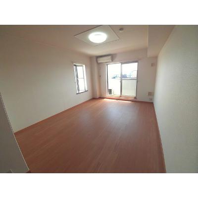 Ｋ’ｓ　ｃｒｅｗ 301【管理NO：1-012869901-03010】 ★家具家電は申し込み後に搬入します 2026年09月上旬入居可能の物件写真2
