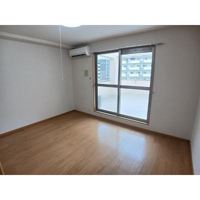 プリムローズ 601【管理NO：1-013272101-06010】 ★家具家電は申し込み後に搬入します★ ★2026年09月中旬入居可能★の物件写真2