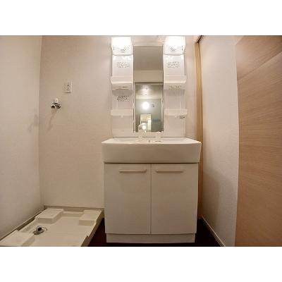 サフラン 201【管理NO：1-017729101-02010】 ★家具家電は申し込み後に搬入します★の物件写真6