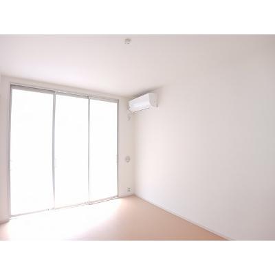 サウス・ボニートⅡ 102【管理NO：1-019198101-01020】 ★家具家電は申し込み後に搬入します★ ★2026年09月中旬入居可能★の物件写真2