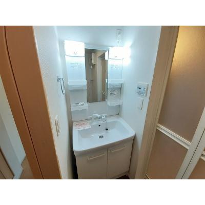 アバンツァート参番館 203【管理NO：1-020616601-02030】 ★家具家電は申し込み後に搬入します★ ★2026年09月中旬入居可能★の物件写真6