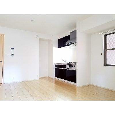 クレバーハウス 101【管理NO：1-020583601-01010】 ★家具家電は申し込み後に搬入します 2026年09月中旬入居可能の物件写真2