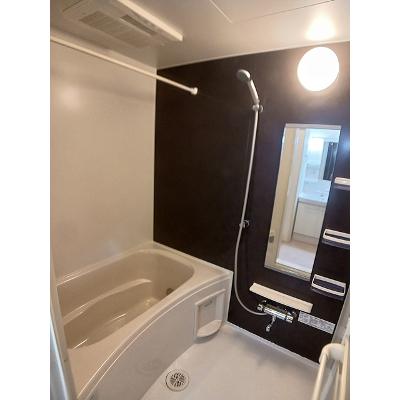 イルミナール 106【管理NO：1-021458401-01050】 ★家具家電は申し込み後に搬入します★の物件写真4