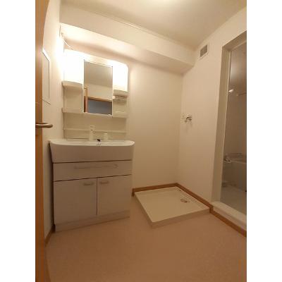 ソレイユⅡ 202【管理NO：1-013950102-02020】 ★家具家電は申し込み後に搬入します★ ★2026年10月上旬入居可能★の物件写真6