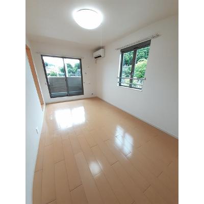 メゾン・パティオス　Ｂ 303【管理NO：1-017389302-03030】 ★家具家電は申し込み後に搬入します★ ★2026年09月中旬入居可能★の物件写真2
