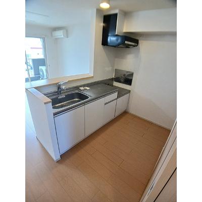 ラ　サリータ 203【管理NO：1-017891901-02030】 ★家具家電は申し込み後に搬入します★の物件写真3