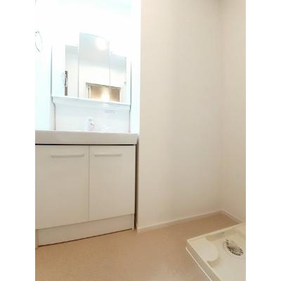 マリオ上松葉Ａ 203【管理NO：1-025305101-02030】 ★家具家電は申し込み後に搬入します★ ★2026年09月中旬入居可能★の物件写真6