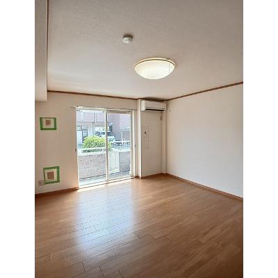 シャンロジュマン 102【管理NO：1-012312901-01020】 ★家具家電は申し込み後に搬入します★ ★2026年11月下旬入居可能★の物件写真2