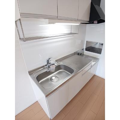 あじさい 201【管理NO：1-017591001-02010】 ★家具家電は申し込み後に搬入します★の物件写真3