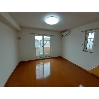 カルム　カーサⅡ 202【管理NO：1-013993901-02020】 ★家具家電は申し込み後に搬入します★ ★2026年09月中旬入居可能★の物件写真2