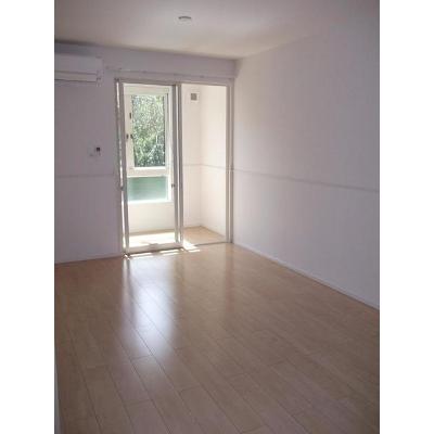トライブＥ 102【管理NO：1-024284401-01020】 ★家具家電は申し込み後に搬入します★の物件写真2