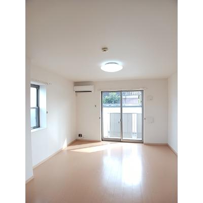 シーガーディアンⅡ 101【管理NO：1-016854402-01010】 ★家具家電は申し込み後に搬入します★の物件写真2