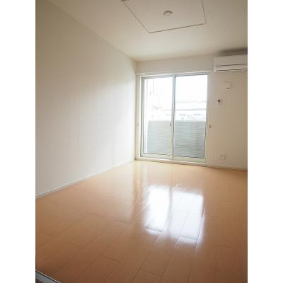 ヴィータ　セレーナ　Ⅱ 103【管理NO：1-018303902-01030】 ★家具家電は申し込み後に搬入します★ ★2026年10月中旬入居可能★の物件写真2