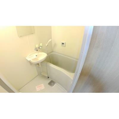 アクロス 501【管理NO：1-007886701-05010】 ★家具家電は申し込み後に搬入します★ ★2026年09月中旬入居可能★の物件写真4