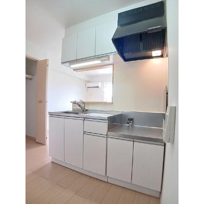サニーコート尾畑Ⅱ 205【管理NO：1-016624501-02050】 ★家具家電は申し込み後に搬入します★の物件写真3