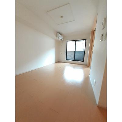 シルク　ド　レオ 202【管理NO：1-018541001-02020】 ★家具家電は申し込み後に搬入します★の物件写真2