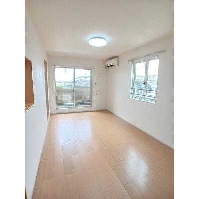 シャルマンヒル 303【管理NO：1-018014101-03030】 ★家具家電は申し込み後に搬入します★の物件写真2