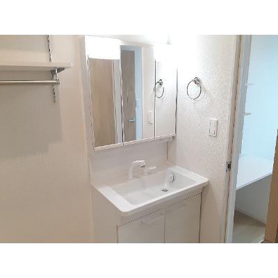 ミニョン 205【管理NO：1-025789701-02040】 ★家具家電は申し込み後に搬入します★ ★2026年09月中旬入居可能★の物件写真6
