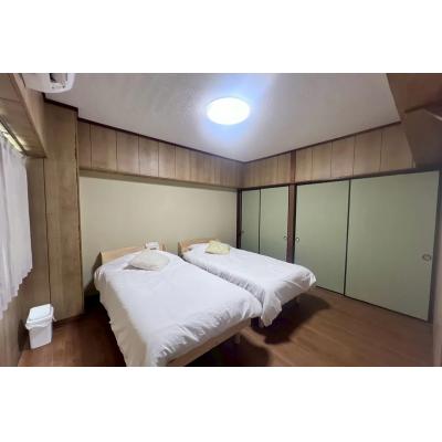 県庁前駅すぐ/最大4名/2DK/無料Wi-Fi/ベッド4台【新商マンション501】の物件写真3